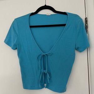 Aritzia Wilfred Free - blue tie short sleeve top / Size S